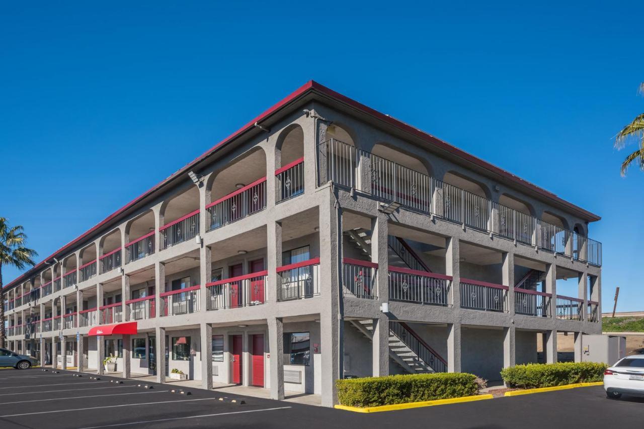 Red Roof Inn Стоктън Екстериор снимка