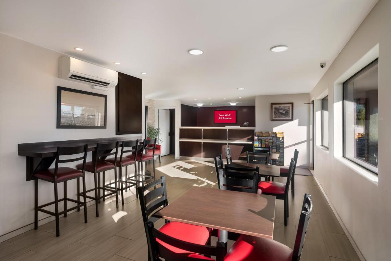 Red Roof Inn Стоктън Екстериор снимка