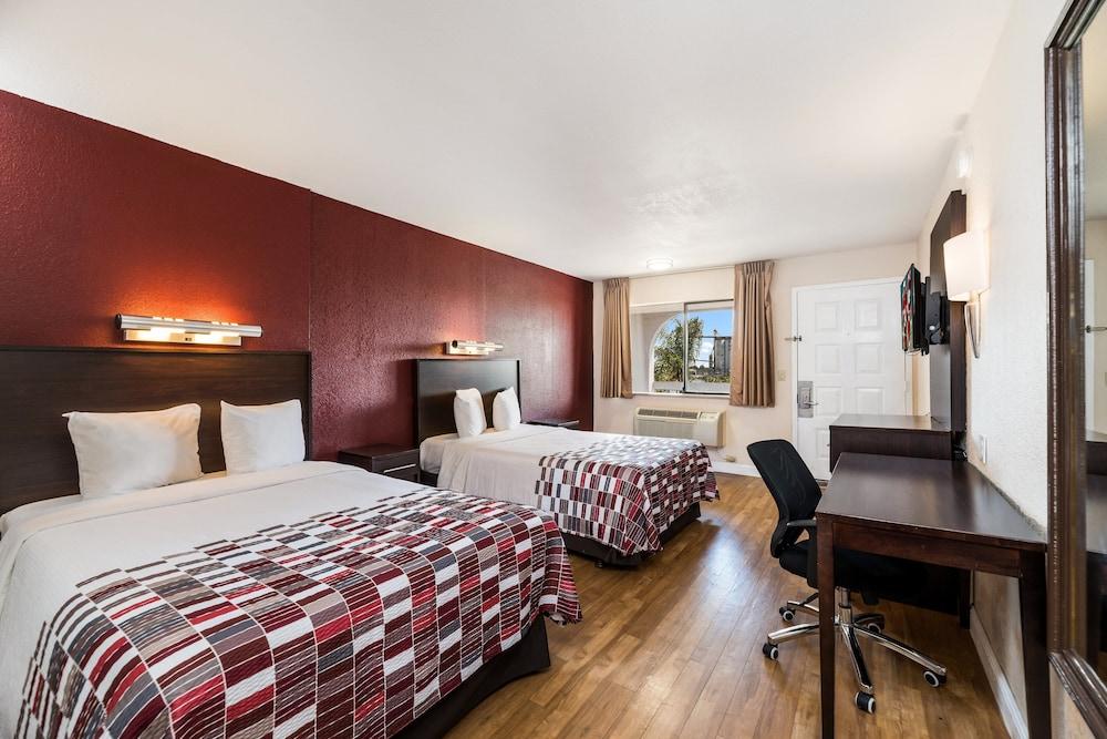 Red Roof Inn Стоктън Екстериор снимка