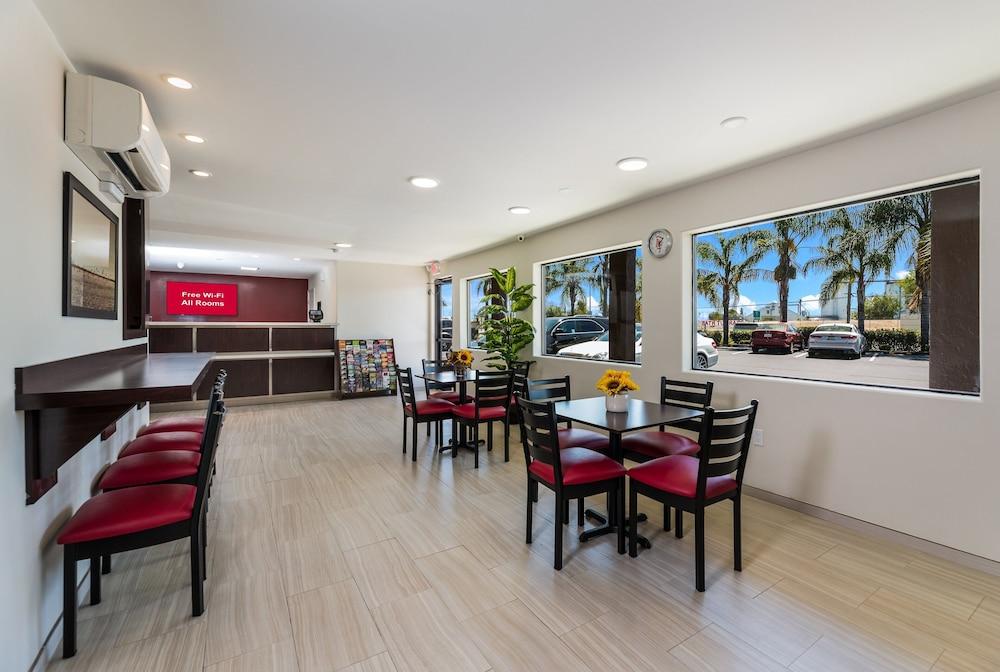 Red Roof Inn Стоктън Екстериор снимка